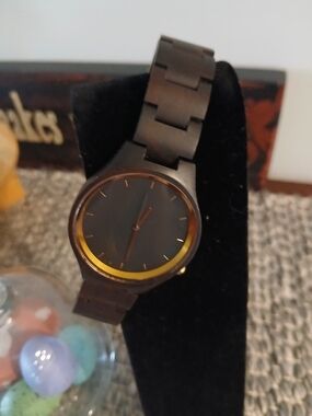 Minimalist Brown Wood Bracelet Watch - Opis UR-F1